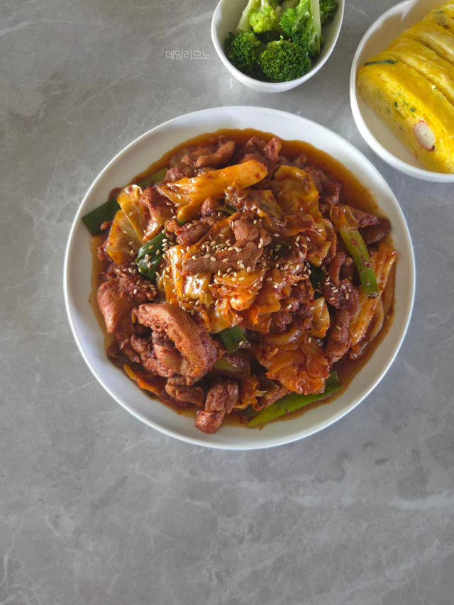 유가네 닭갈비 창업주가 만든 유가솜씨 닭갈비 밀키트